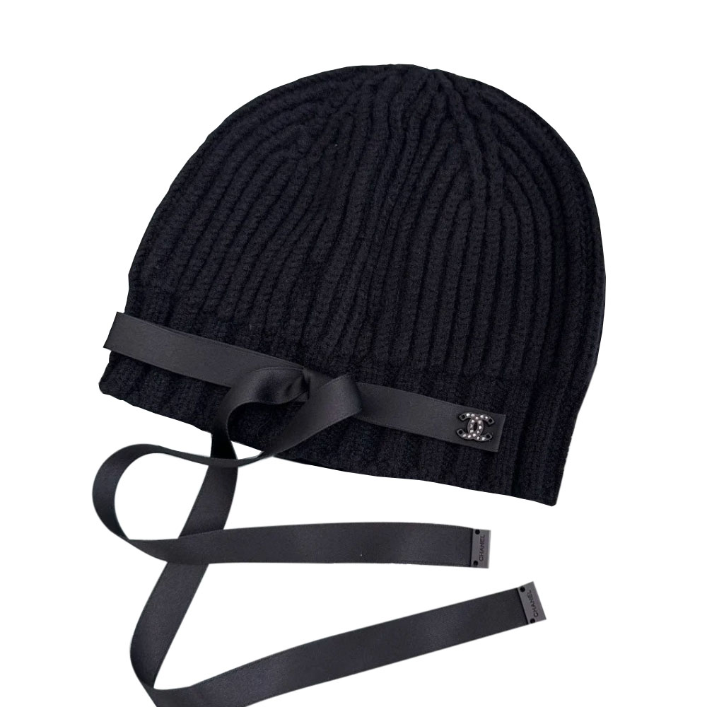 Chanel 24B Cashmere Beanie with Ribbon Winter Luxury