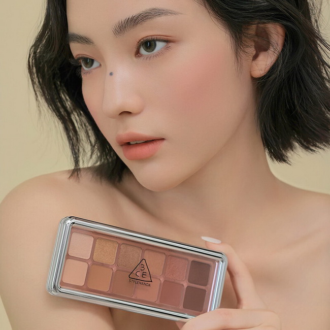 3CE New Take Eyeshadow Palette 9.5g #Motion Frame - Image 3