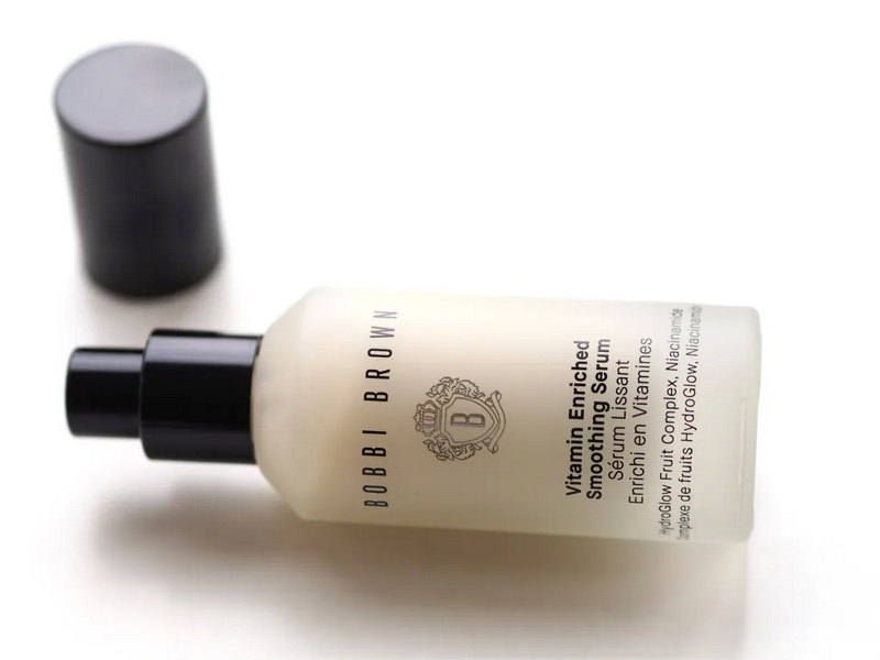 Bobbi Brown Vitamin Enriched Smoothing Serum 30 ml - Image 2